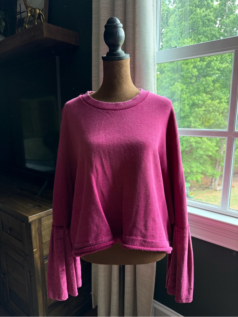 Free People Magenta Pink Bell Sleeve Crop Sweatshirt Size S/P
